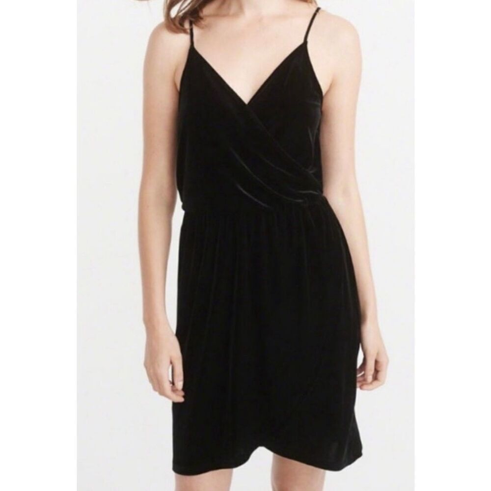 Women’s Abercrombie & Fitch Black Velvet V-Neck Faux Wrap Mini Dress W/ Spaghett